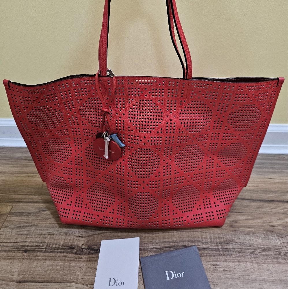 ❤️🎉2XHOST PICK🎉❤️Christian Dior Cannage Dioriva Shopper Tote